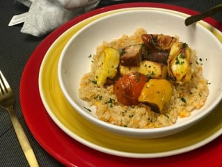 Imagem ilustrativa da receita QUINOA COM ESPETO DE MECA E VEGETAIS