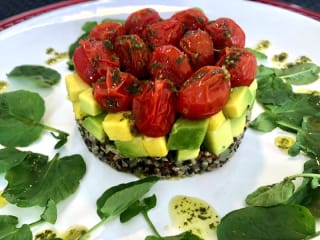Imagem ilustrativa da receita TERRINE DE QUINOA TRICOLOR COM ABACATE