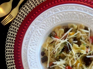 Imagem ilustrativa da receita FARFALLE DE LEGUMES E QUEIJO PECORINO