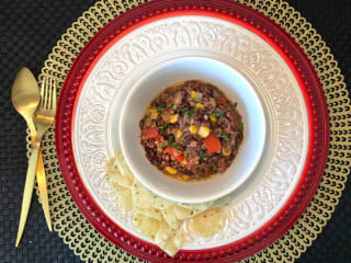 Imagem ilustrativa da receita CHILLI COM FEIJÃO AZUKI E PROTEÍNA DE SOJA
