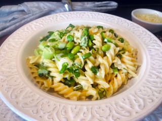Imagem ilustrativa da receita FUSILLI PRIMAVERA TODA VERDE