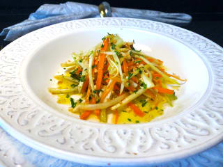 Imagem ilustrativa da receita SALADA DE ERVA-DOCE E CENOURA COM ESPECIARIAS