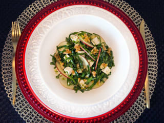 Imagem ilustrativa da receita SALADINHA DE COUVE KALE, MAÇÃ E TOFU