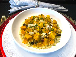Imagem ilustrativa da receita COUSCOUS MARROQUINO COM FRUTAS SECAS E FRANGO