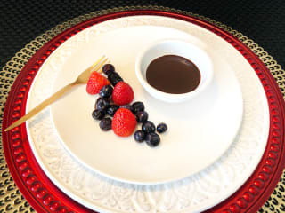 Imagem ilustrativa da receita MINI FONDUE DE CHOCOLATE LOW CARB