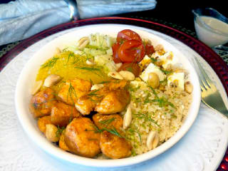 Imagem ilustrativa da receita CUMBUCA DE CUBOS DE FRANGO COM COUSCOUS MARROQUINO