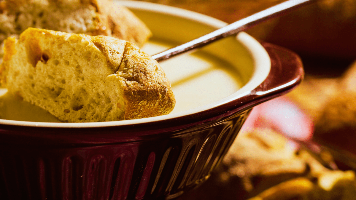Imagem ilustrativa da receita FONDUE DE CASTANHA DE CAJU E MANDIOQUINHA