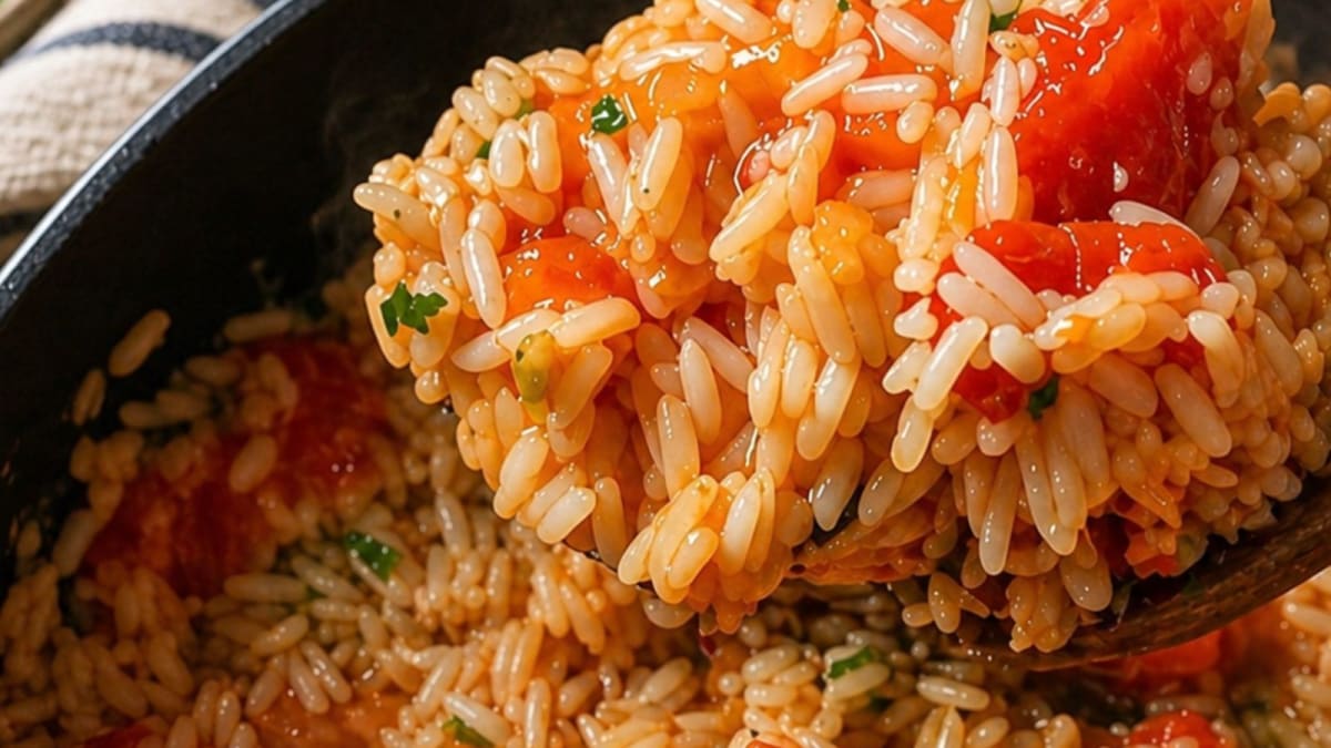 Imagem ilustrativa da receita ARROZ DE TOMATE ÚMIDO E CASEIRO