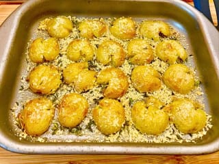 Imagem ilustrativa da receita BATATINHAS AO MURRO COM QUEIJO NA AIRFRYER