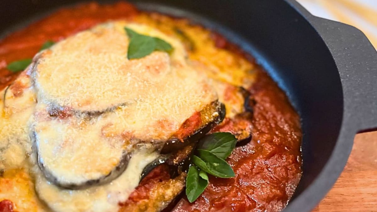 Imagem ilustrativa da receita BERINJELA EMPANADA À PARMEGIANA SEM FRITAR