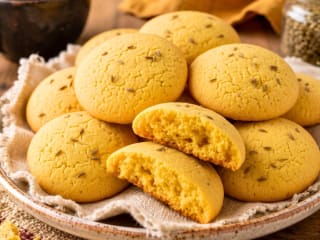 Imagem ilustrativa da receita BISCOITINHOS DE FUBÁ SEM OVO