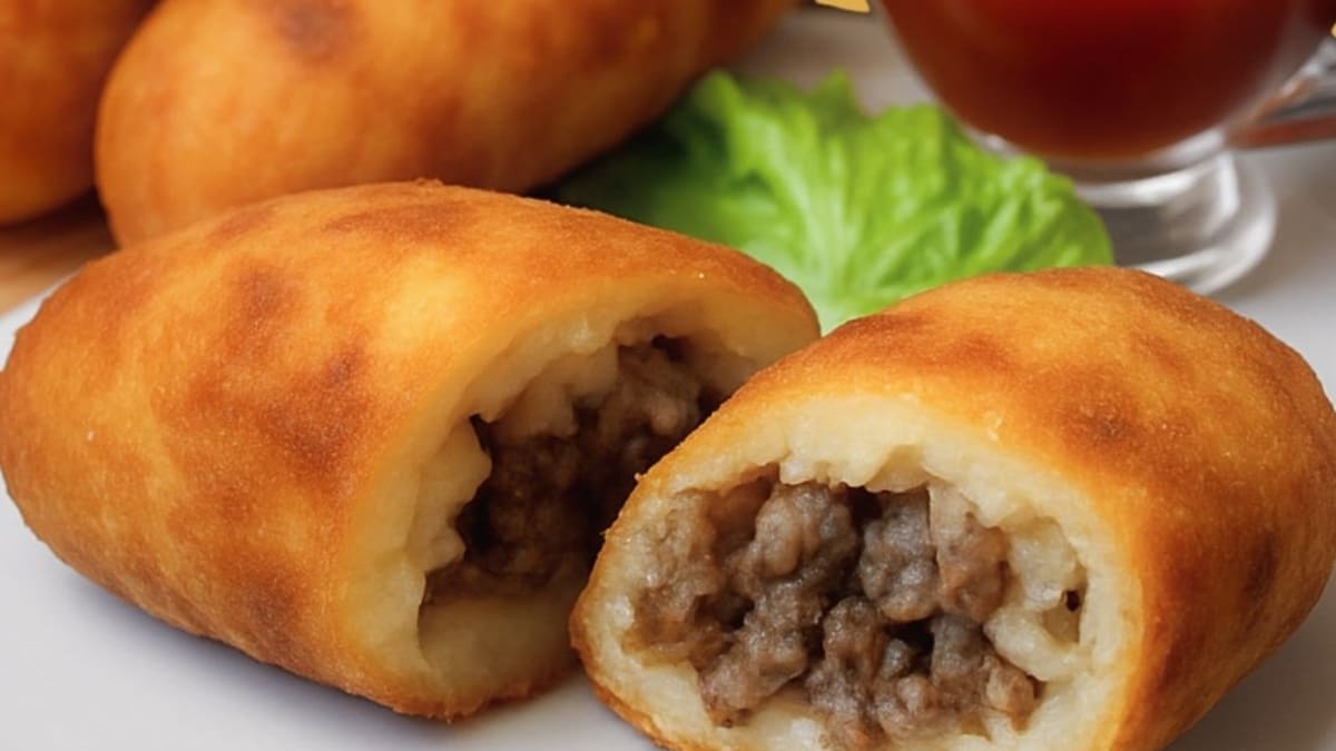 Imagem ilustrativa da receita BOLINHO DE BATATA COM CARNE