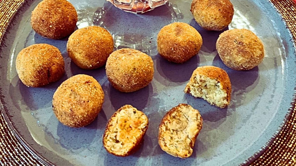 Imagem ilustrativa da receita BOLINHOS ASSADOS DE ATUM COM BATATA