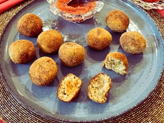Imagem ilustrativa da receita BOLINHOS ASSADOS DE ATUM COM BATATA