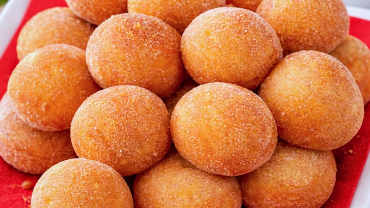 Imagem ilustrativa da receita BOLINHO DE CHUVA COM BANANA NA AIRFRYER