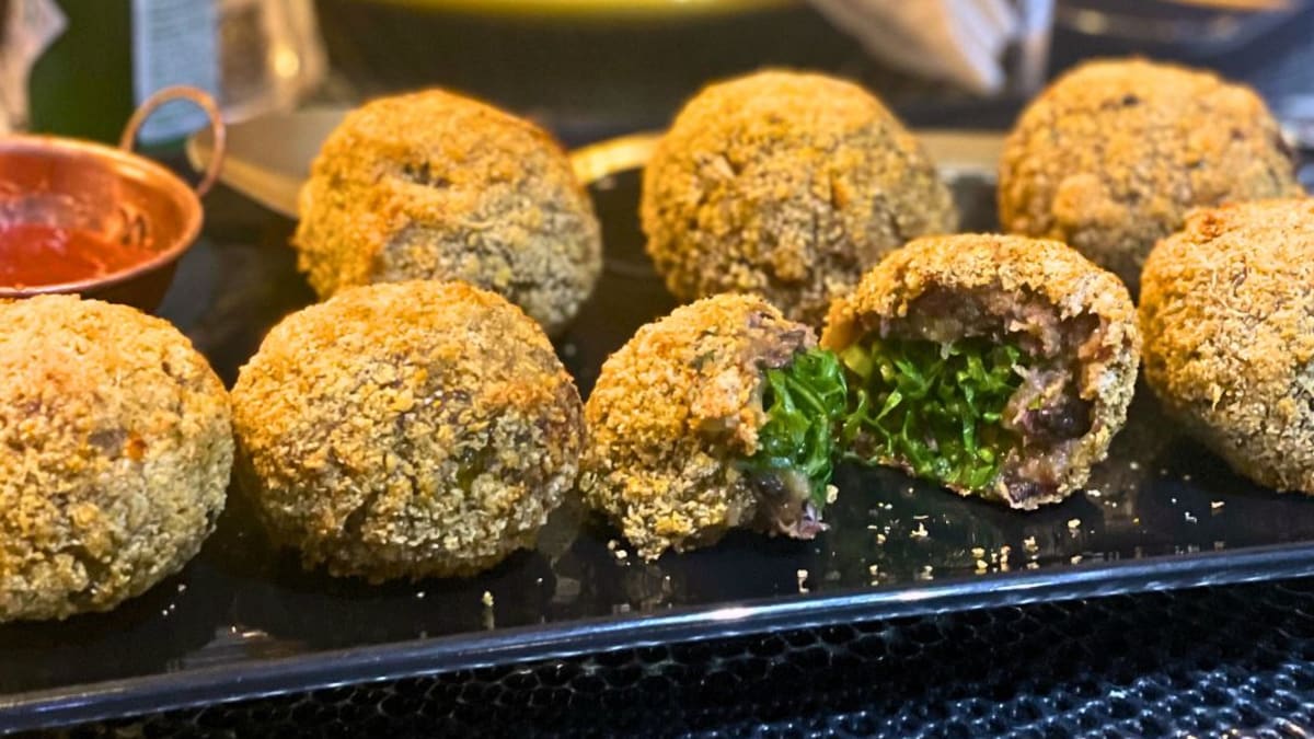 Imagem ilustrativa da receita BOLINHO DE FEIJOADA SEM TRIGO E SEM FRITAR