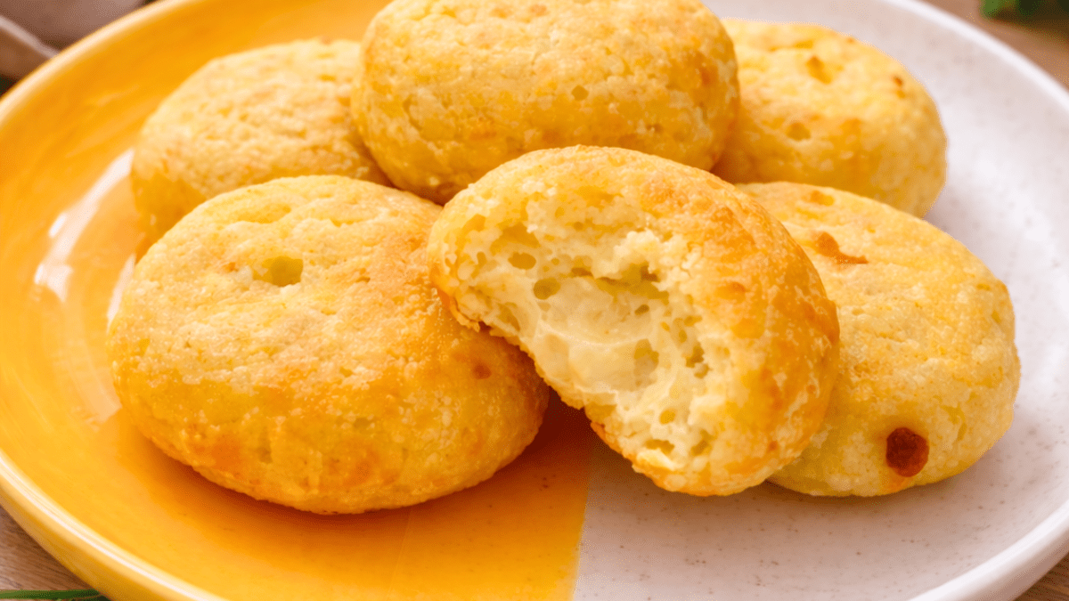Imagem ilustrativa da receita BOLINHO DE MANDIOCA NA AIRFRYER