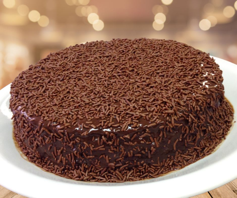 BOLO DE CHOCOLATE RÁPIDO E FÁCIL