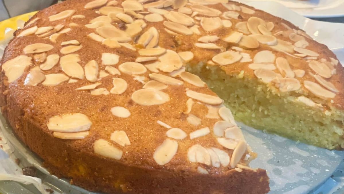 Imagem ilustrativa da receita BOLO DE LARANJA SEM AÇÚCAR E SEM FARINHA