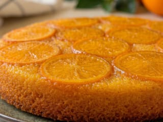 Imagem ilustrativa da receita BOLO DE LARANJA MOLHADINHO COM CALDA BRILHANTE