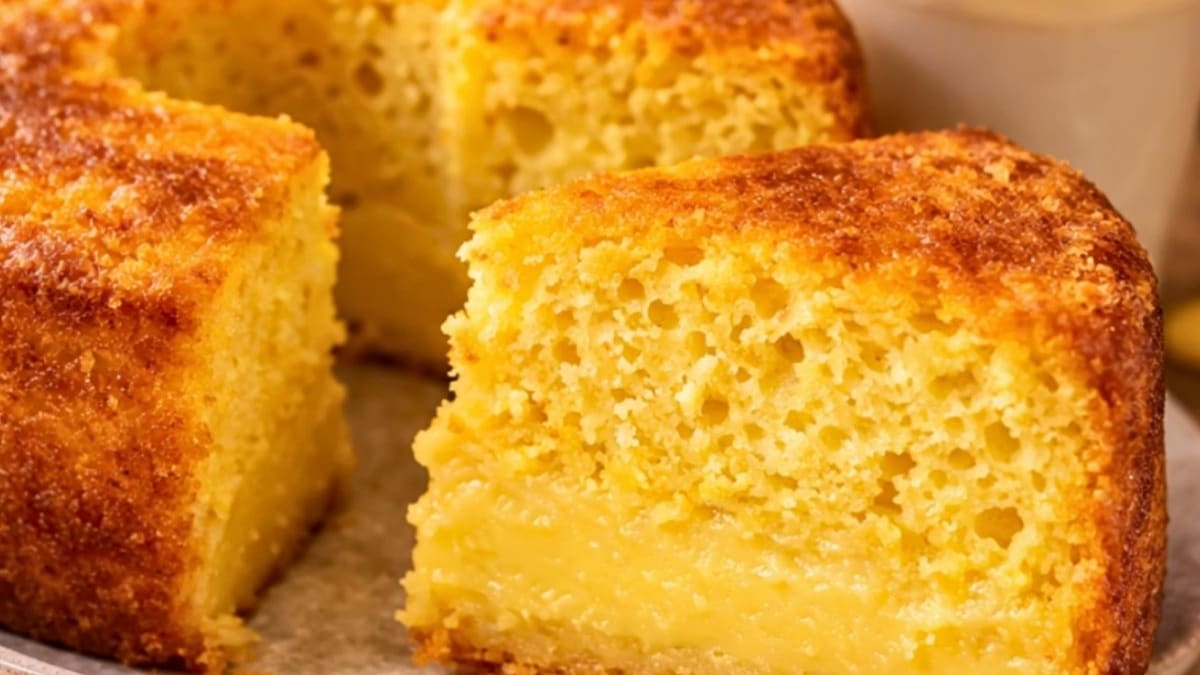 Imagem ilustrativa da receita BOLO DE MILHO COM REQUEIJÃO SEM FARINHA DE TRIGO