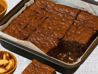 Imagem ilustrativa da receita BROWNIE SAUDÁVEL DE ABACATE SEM AÇÚCAR, LEITE E TRIGO
