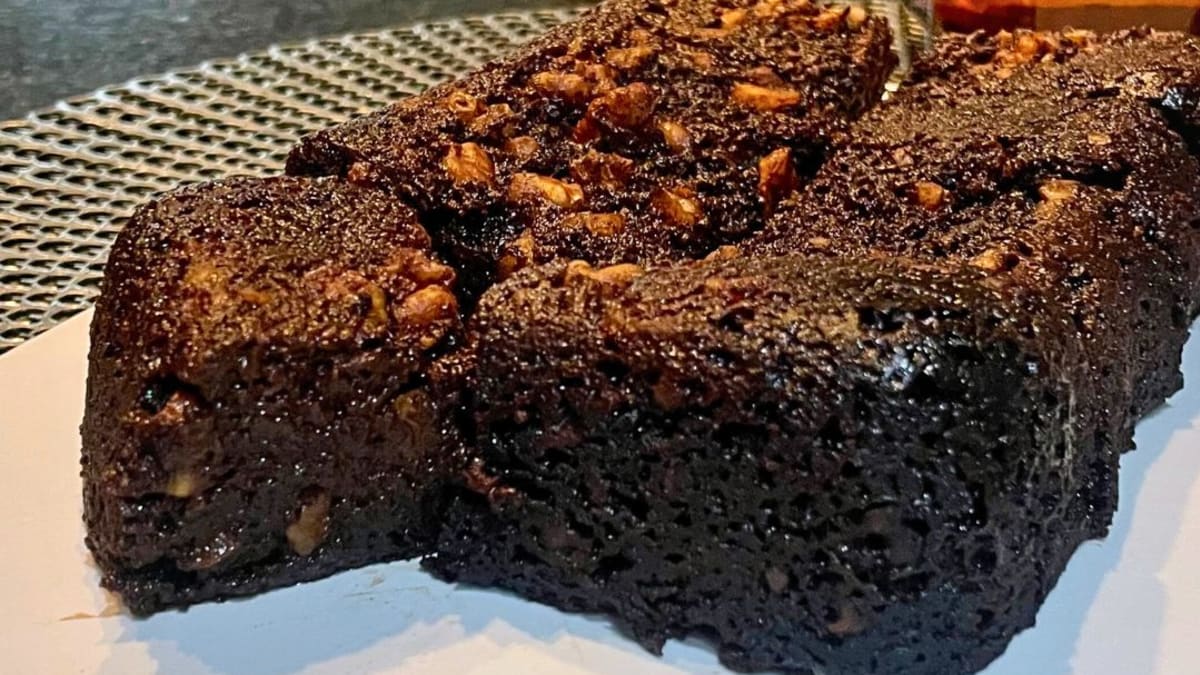 Imagem ilustrativa da receita BROWNIE DE MAÇÃ NO MICROONDAS