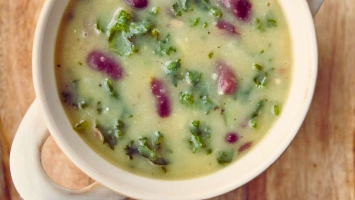 Imagem ilustrativa da receita CALDO VERDE DE COUVE FLOR