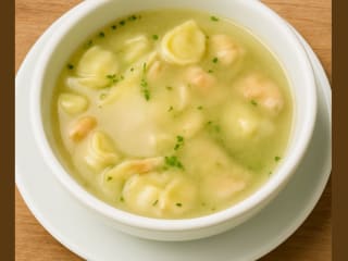 Imagem ilustrativa da receita CAPELETTI IN BRODO (CALDO) DE LEGUMES