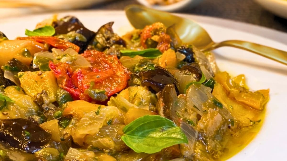 Imagem ilustrativa da receita CAPONATA DE BERINJELA NO FORNO
