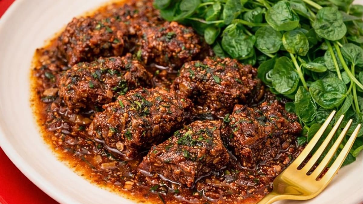 Imagem ilustrativa da receita CARNE DE PANELA COM AGRIÃO NA PRESSÃO