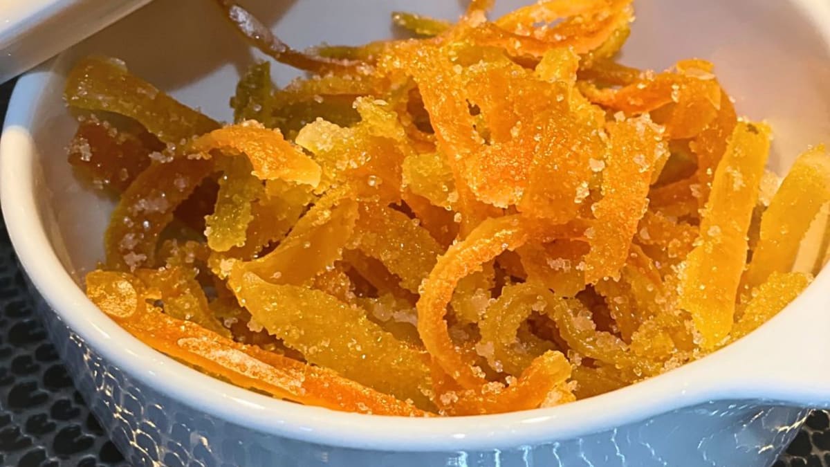 Imagem ilustrativa da receita CASCA DE LARANJA CRISTALIZADA