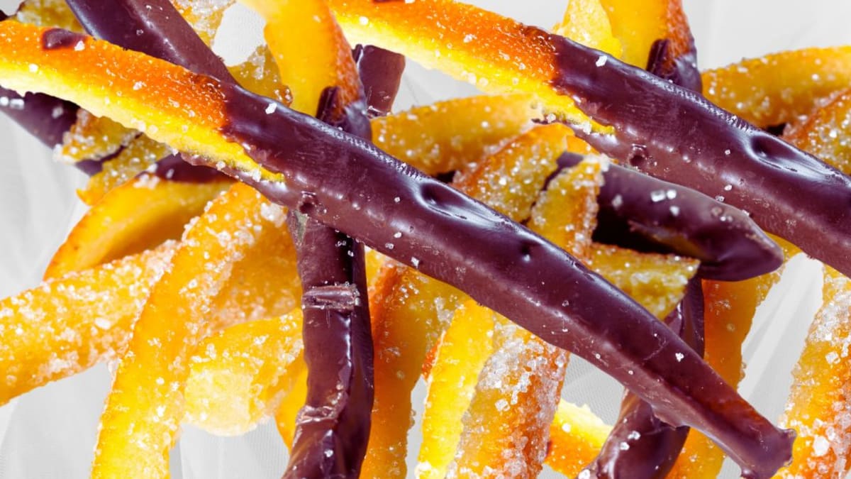 Imagem ilustrativa da receita CASCA DE LARANJA CRISTALIZADA COM CHOCOLATE