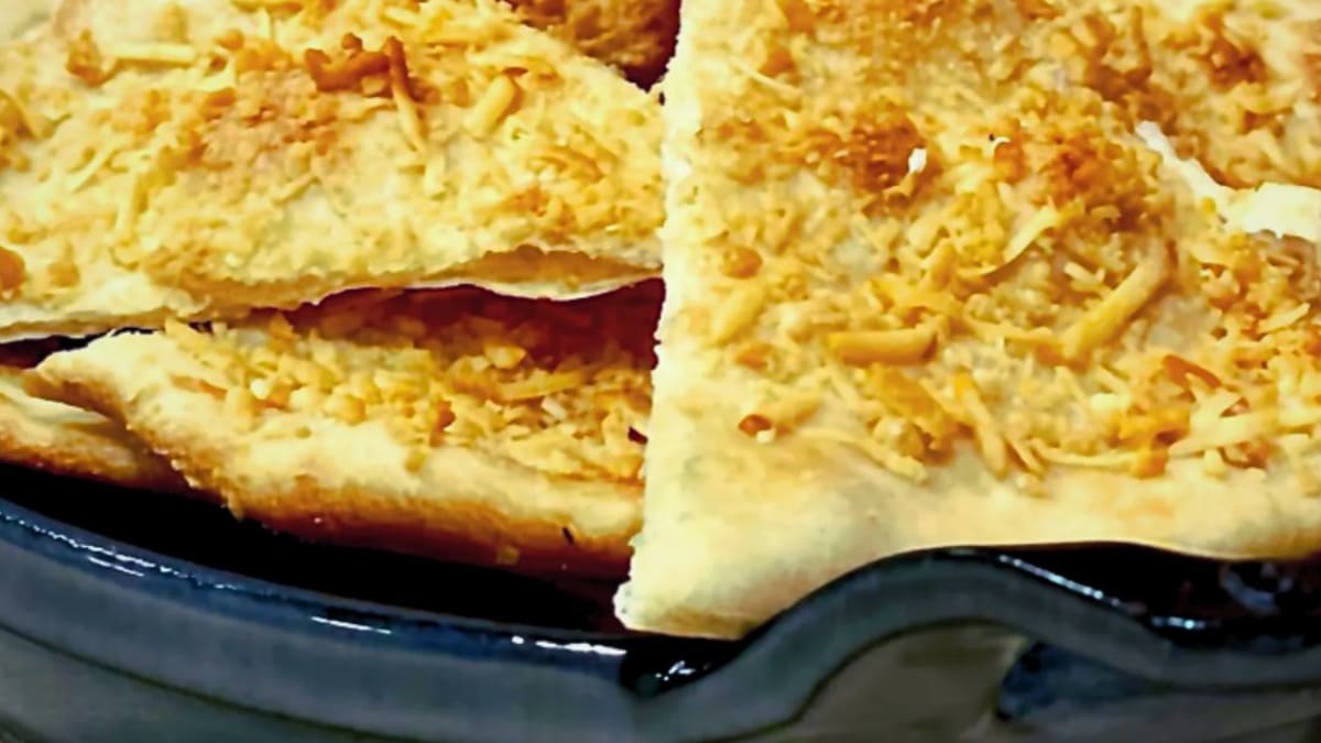 Imagem ilustrativa da receita CASQUINHA DE PIZZA (CORNICCIONE ITALIANO)
