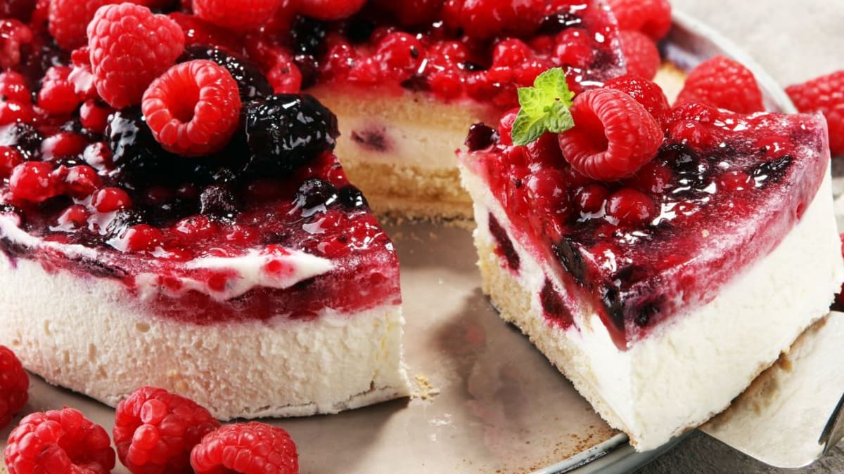 Imagem ilustrativa da receita CHEESECAKE DE FRUTAS VERMELHAS