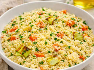 Imagem ilustrativa da receita COUSCOUS MARROQUINO COM LEGUMES ASSADOS