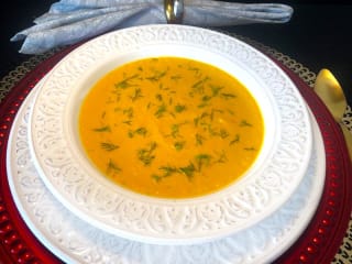 Imagem ilustrativa da receita CREME DE CENOURA COM LARANJA E GENGIBRE LOW CARB