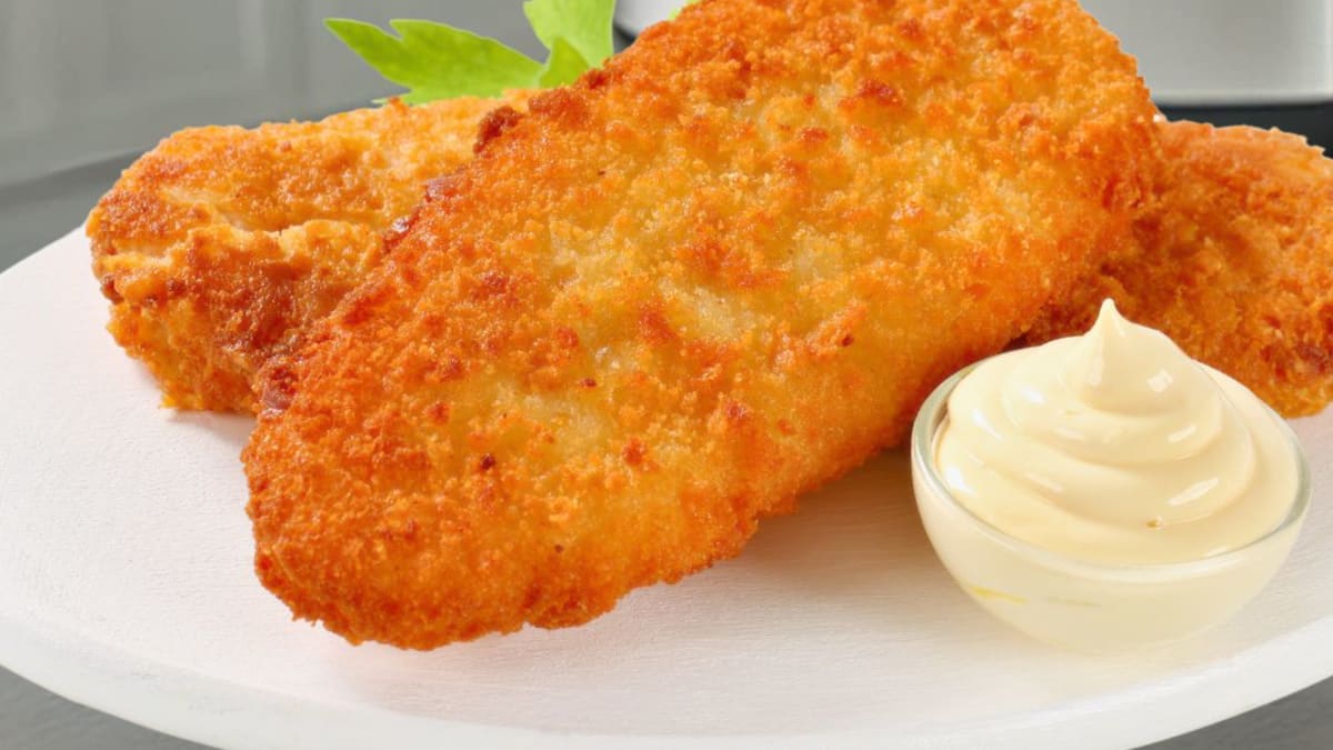 Imagem ilustrativa da receita FILÉ DE FRANGO À MILANESA SEM TRIGO NA AIRFRYER