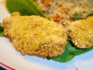 Imagem ilustrativa da receita FRANGO EMPANADO SUPER CROCANTE SEM TRIGO E SEM FRITAR