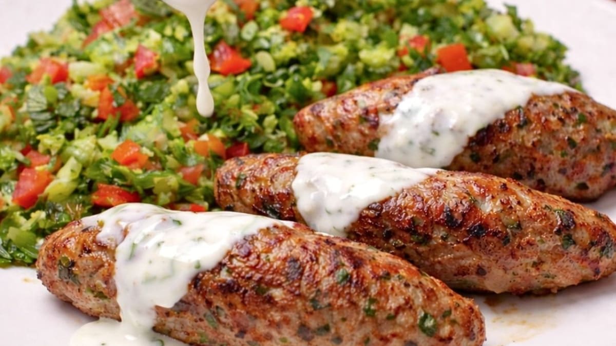 Imagem ilustrativa da receita KAFTA  DE CORDEIRO COM TABULE LOW CARB