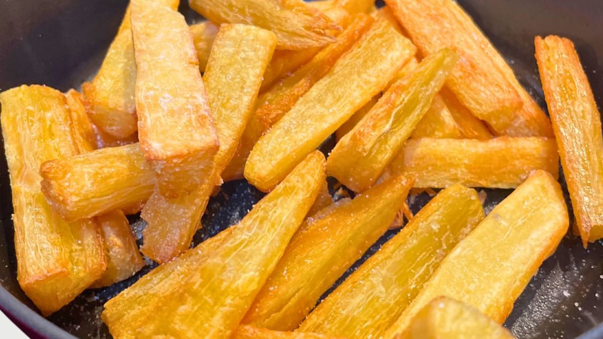 Imagem ilustrativa da receita MANDIOCA FRITA ASSADA