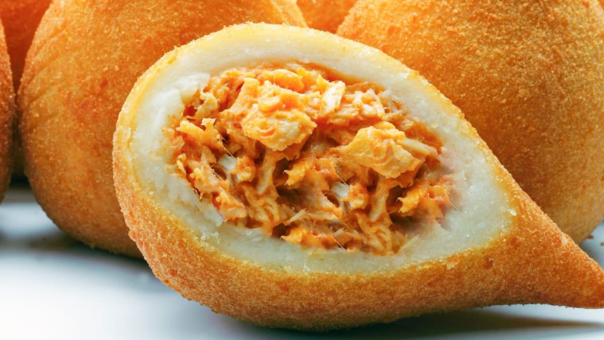 Imagem ilustrativa da receita MASSA DE COXINHA COM BATATA (use para outros salgados)