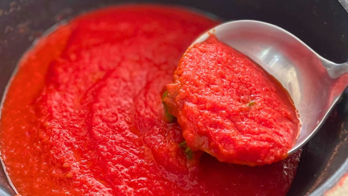 Imagem ilustrativa da receita MOLHO DE TOMATE COM BETERRABA