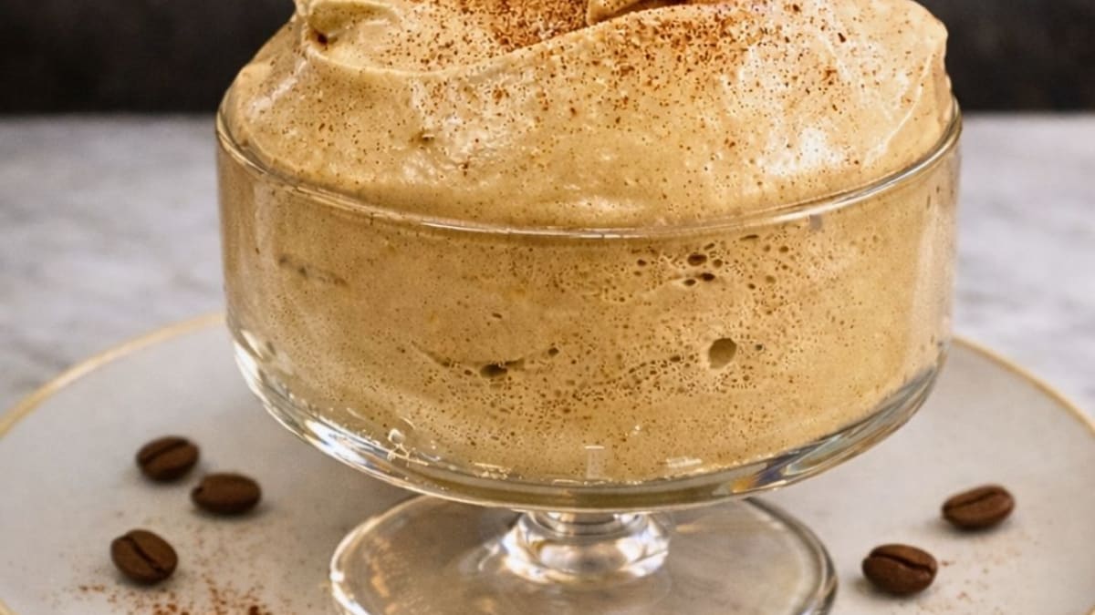 Imagem ilustrativa da receita MOUSSE DE CAFÉ SEM LEITE 3 INGREDIENTES