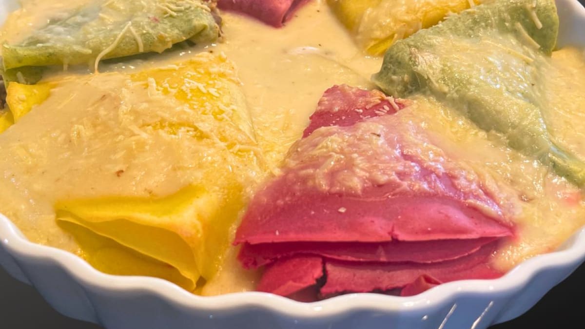 Imagem ilustrativa da receita PANQUECA COLORIDA E NUTRITIVA COM CORANTES NATURAIS