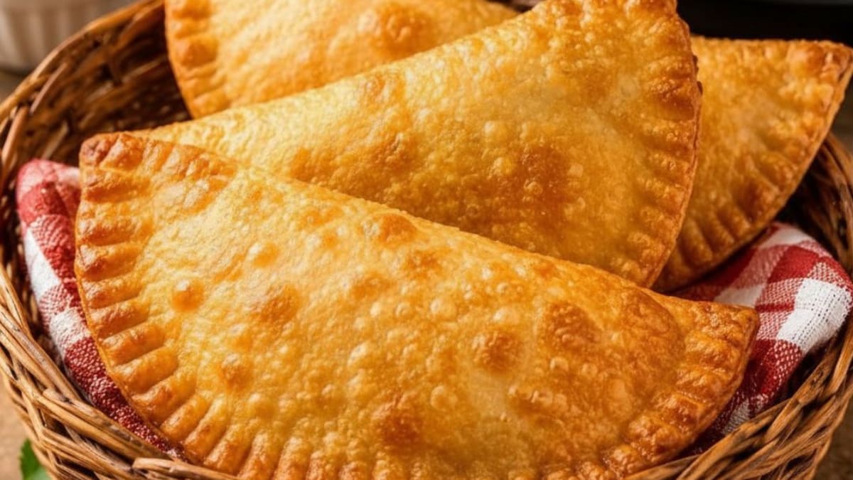 Imagem ilustrativa da receita PASTEL NA AIRFRYER COM MASSA PRONTA