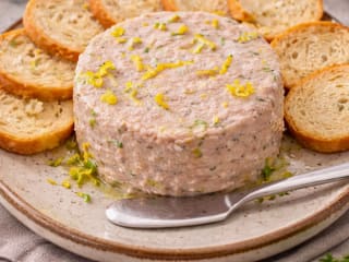 Imagem ilustrativa da receita PATÊ DE ATUM COM CREAM CHEESE E LIMÃO