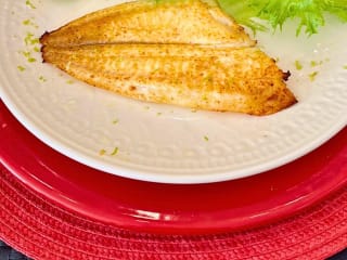 Imagem ilustrativa da receita FILÉ  DE PEIXE “FRITO” NA AIRFRYER