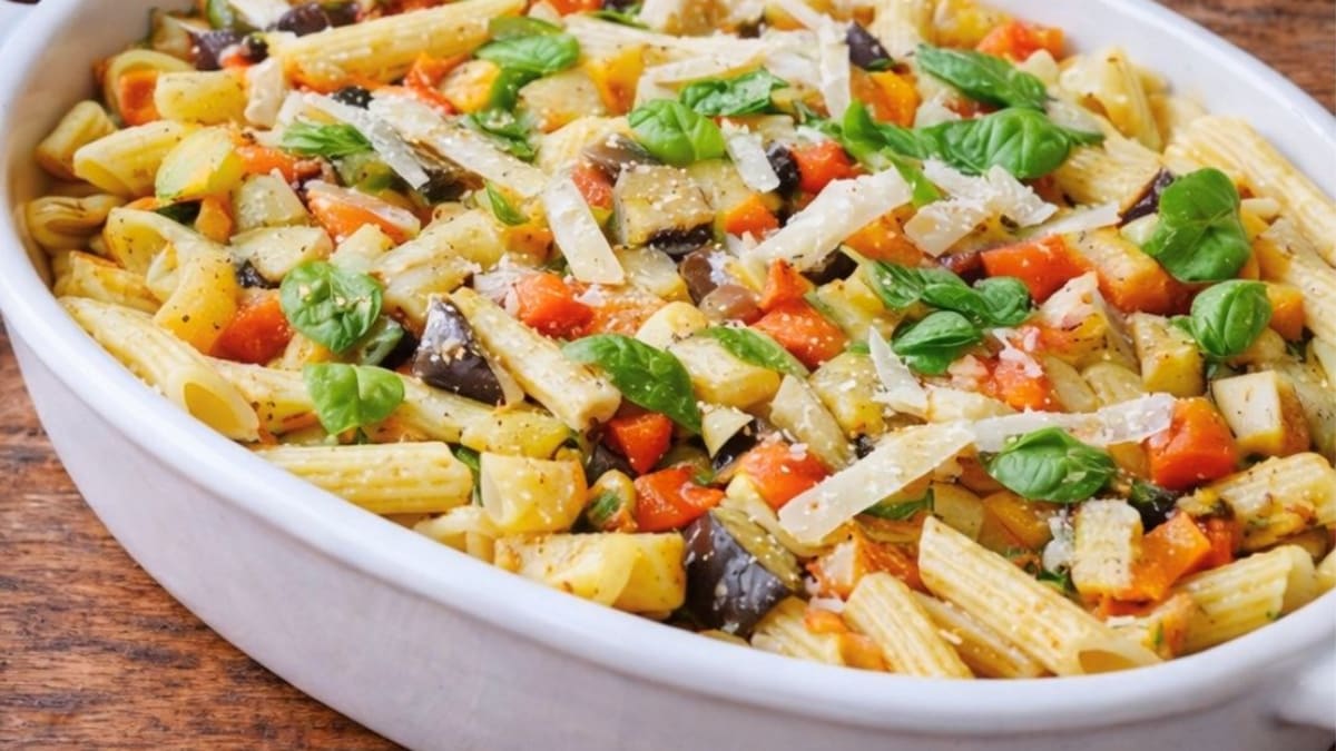 Imagem ilustrativa da receita MASSA COM LEGUMES À MEDITERRÂNEA