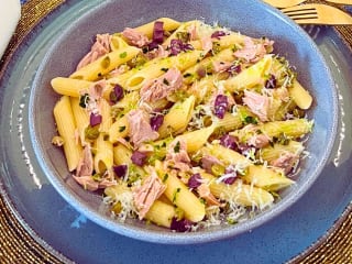Imagem ilustrativa da receita PENNE COM ATUM E LIMÃO